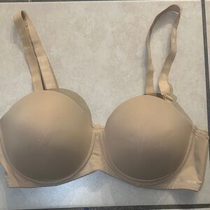 Daisy Fuentes Bra Wome’s Size Browns Padded 38DD Wired Soft